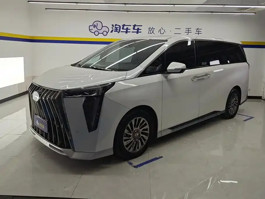 GAC Motor Trumpchi M8 — фото 1