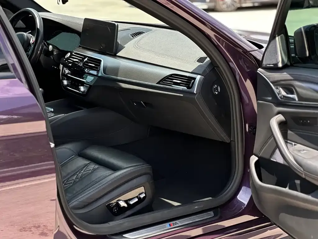BMW 5 Series (Import) — фото 2