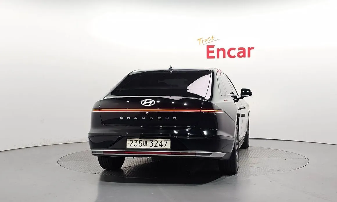 Hyundai Grandeur 2023 из KR, фото 2