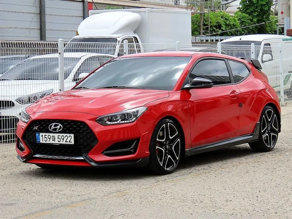 Hyundai Veloster — фото 2