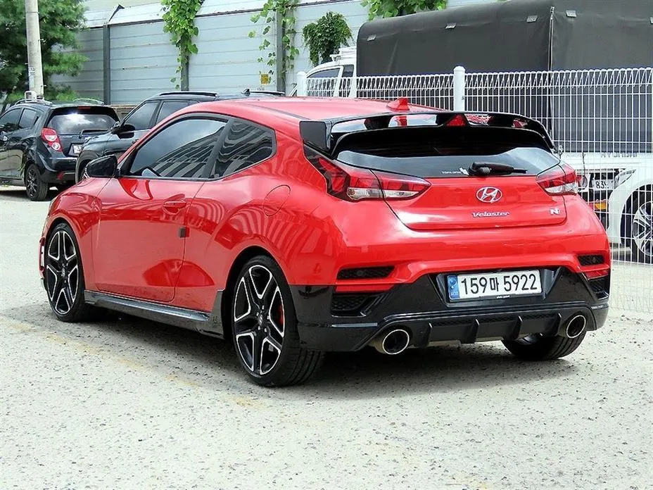 Hyundai Veloster — фото 6