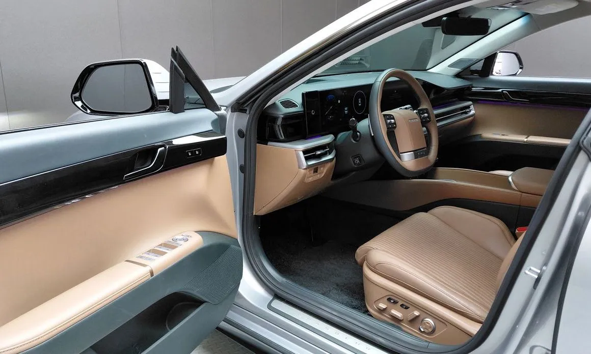 Hyundai Grandeur — фото 10