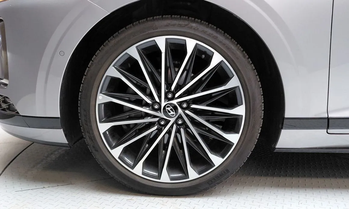 Hyundai Grandeur — фото 4