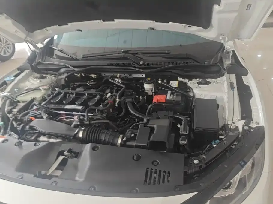 Honda Civic — фото 8