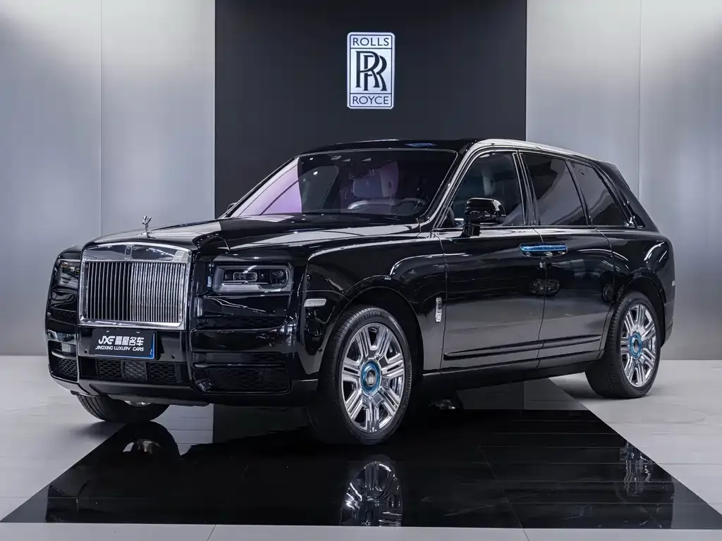 Rolls-Royce Cullinan — фото 1