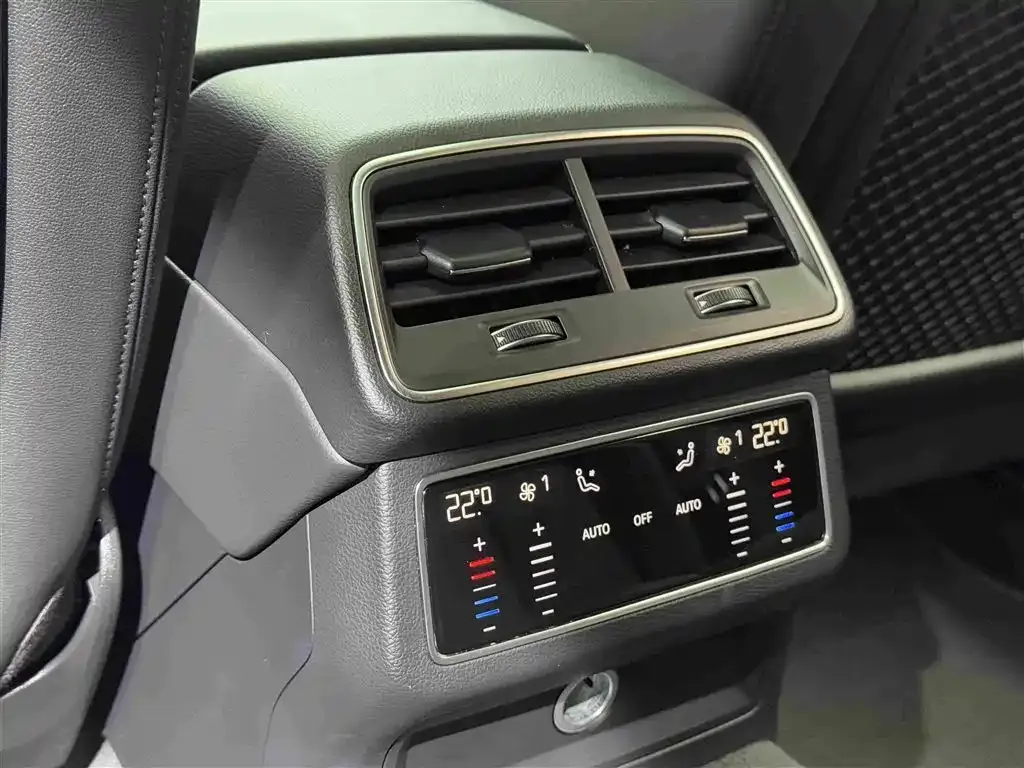 Audi A6 (Import) 2021 из CN, фото 9