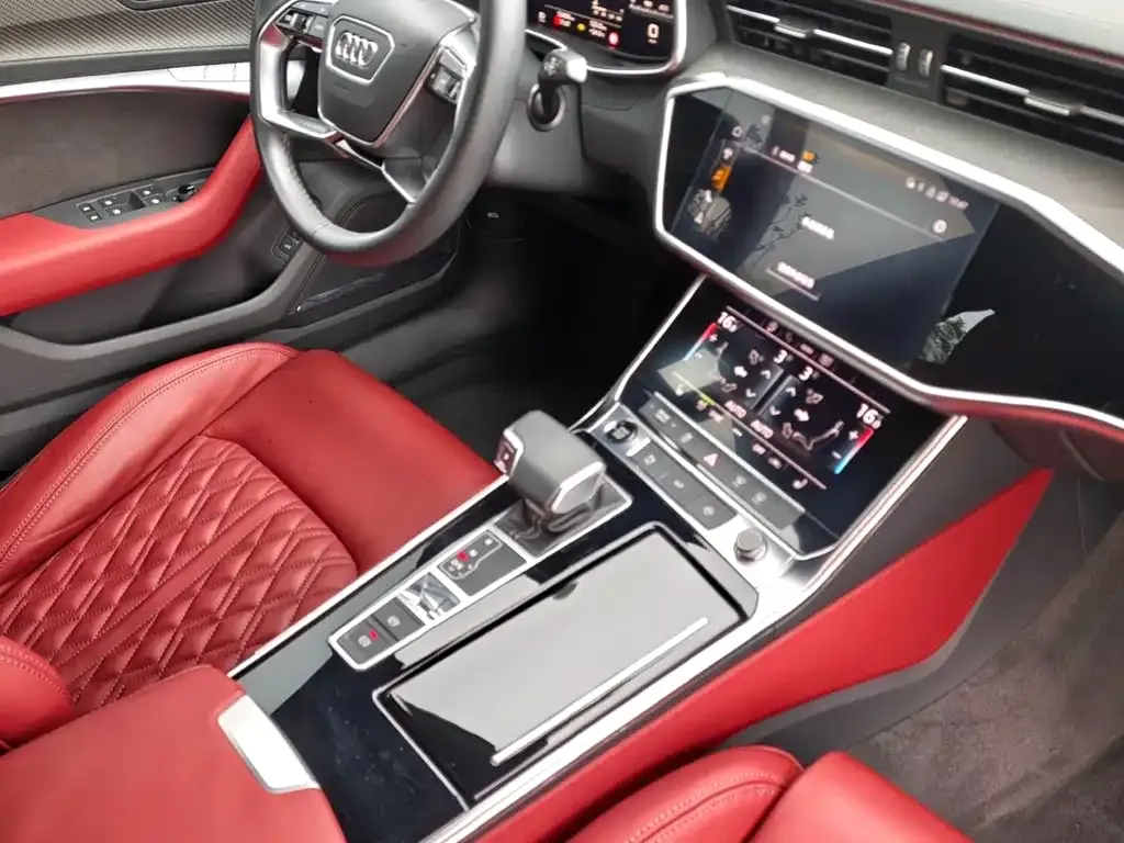 Audi A7L — фото 2