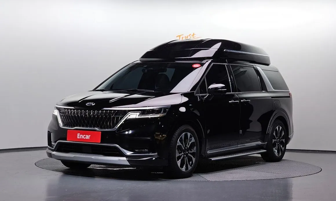 Kia Carnival — фото 1