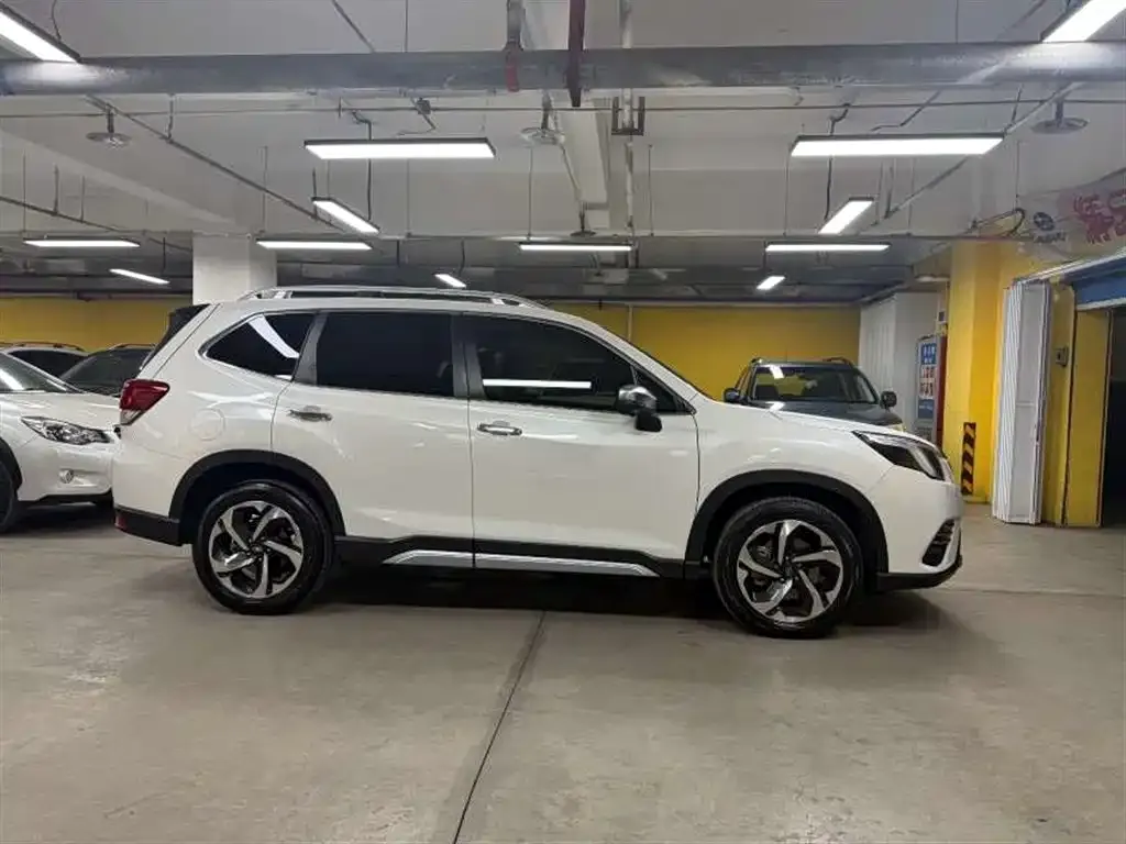 Subaru Forester — фото 3