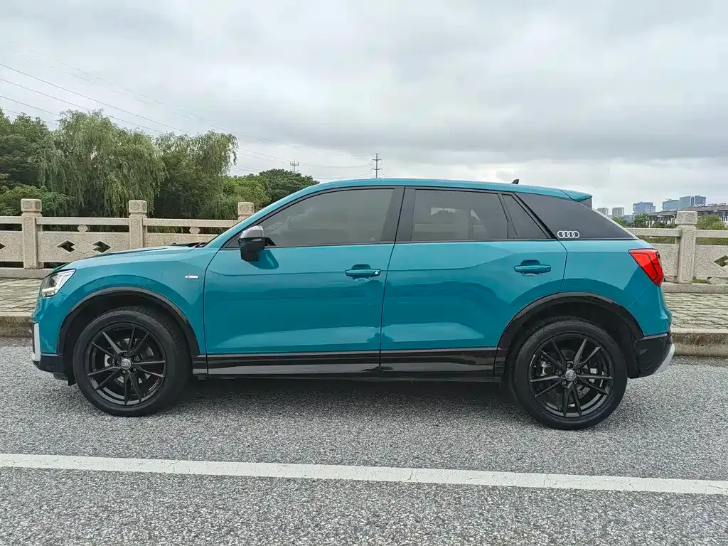 Audi Q2L 2021 из CN, фото 10