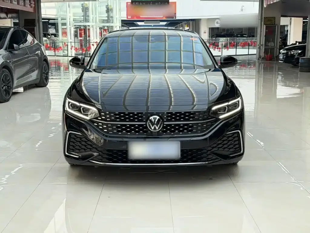 Volkswagen Passat — фото 4