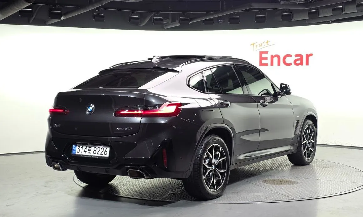 BMW X4 — фото 2