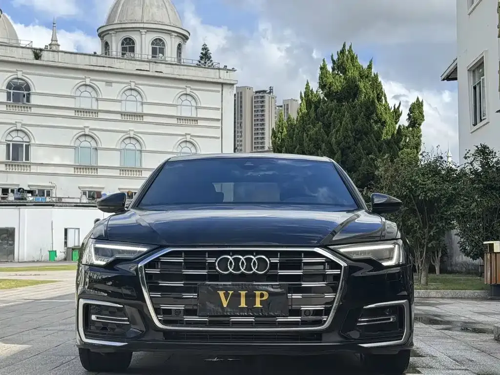 Audi A6L 2024 из CN, фото 2