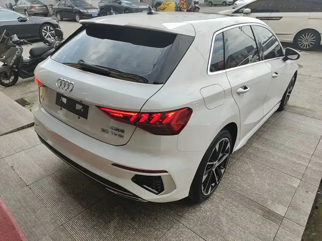 Audi A3 — фото 10