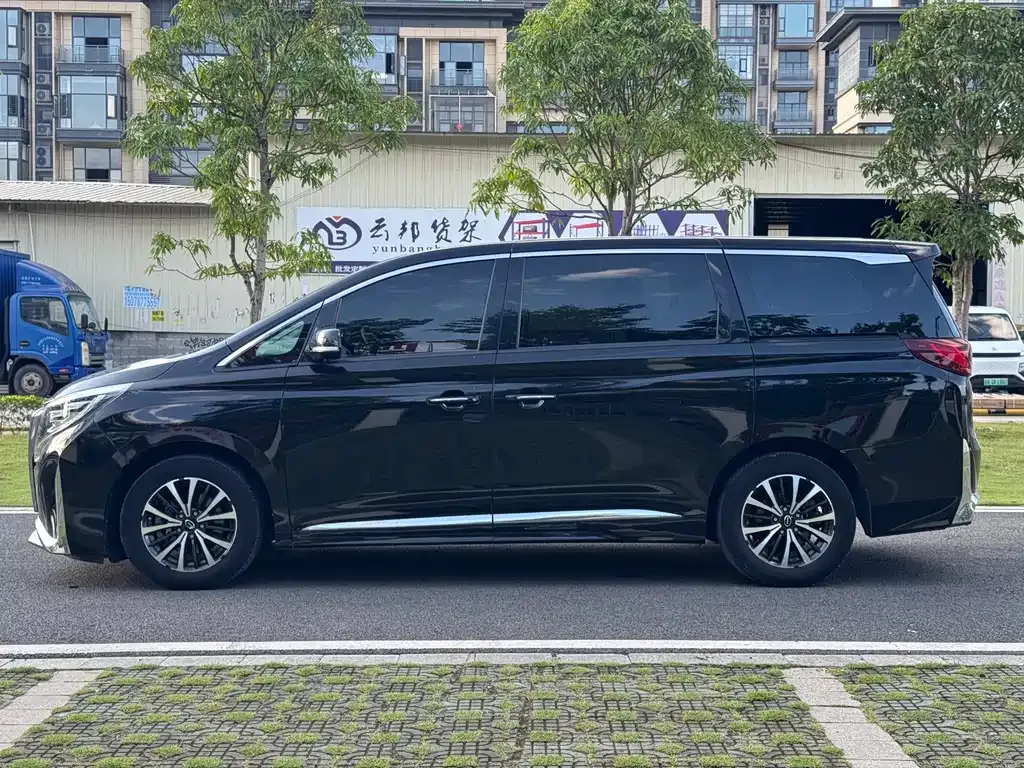 GAC Motor Trumpchi M8 — фото 9