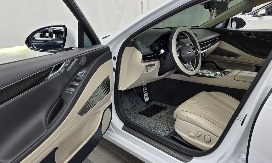 Genesis G80 — фото 10