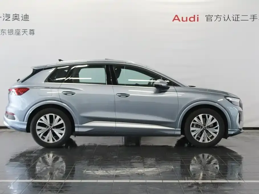 Audi Q4 e-tron — фото 3