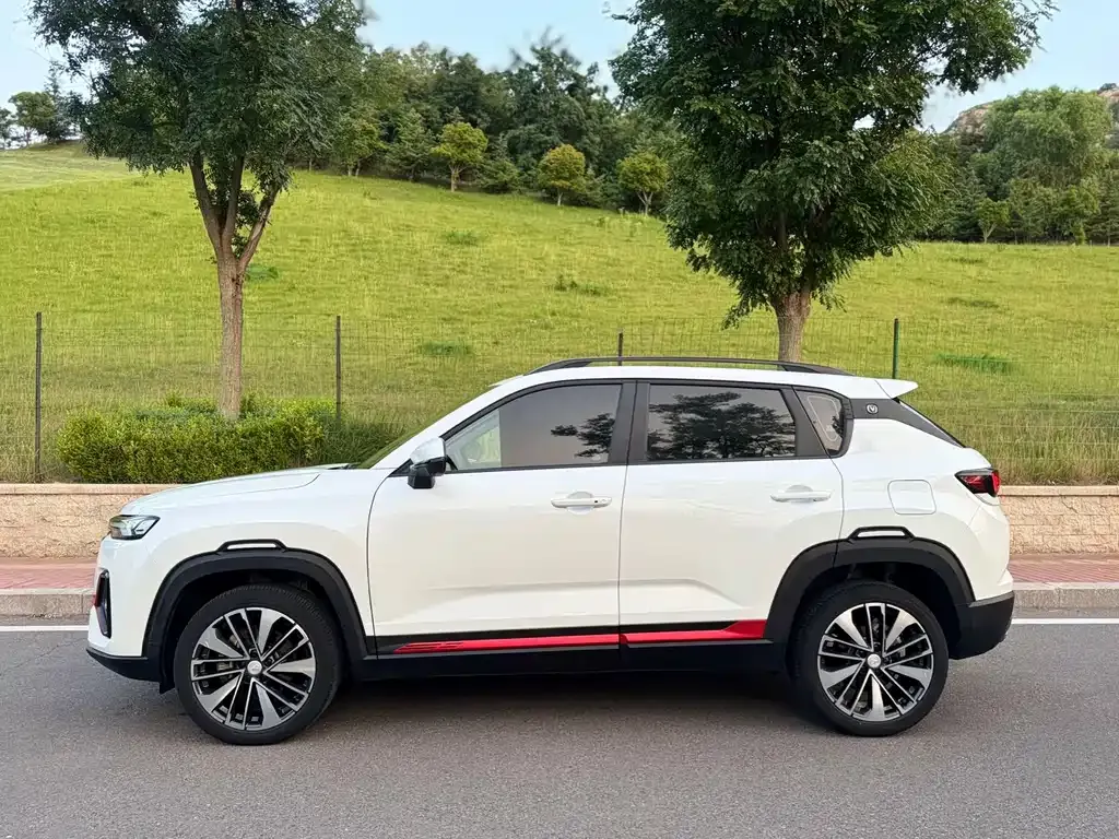 Changan CS35PLUS — фото 10