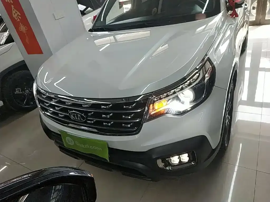 Kia Sportage — фото 3