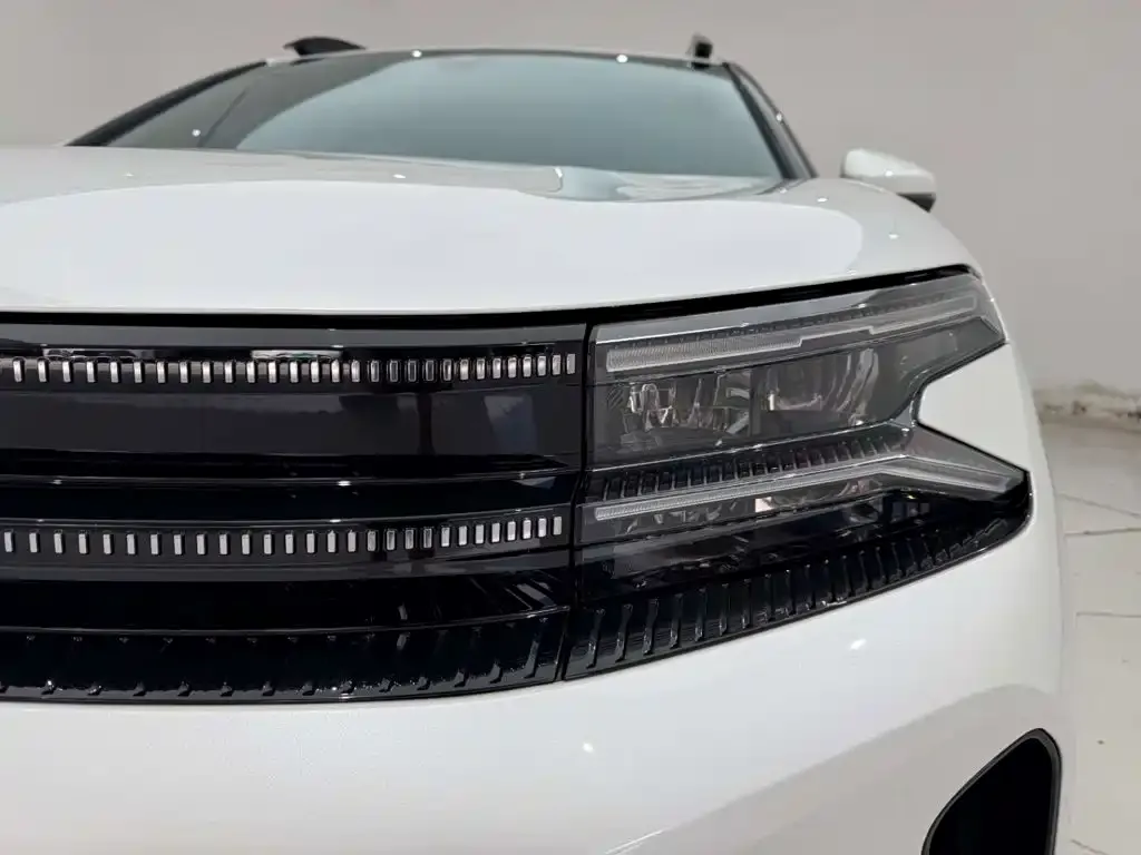 Citroen C5 AIRCROSS 2024 из CN, фото 5