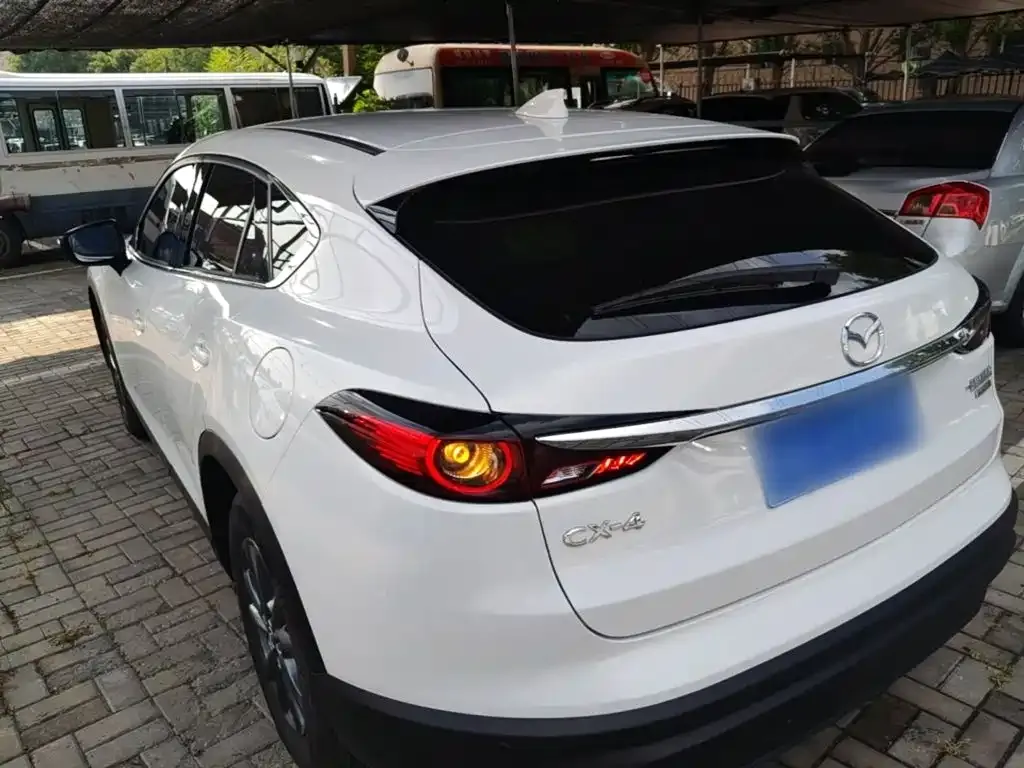 Mazda CX-4 — фото 4