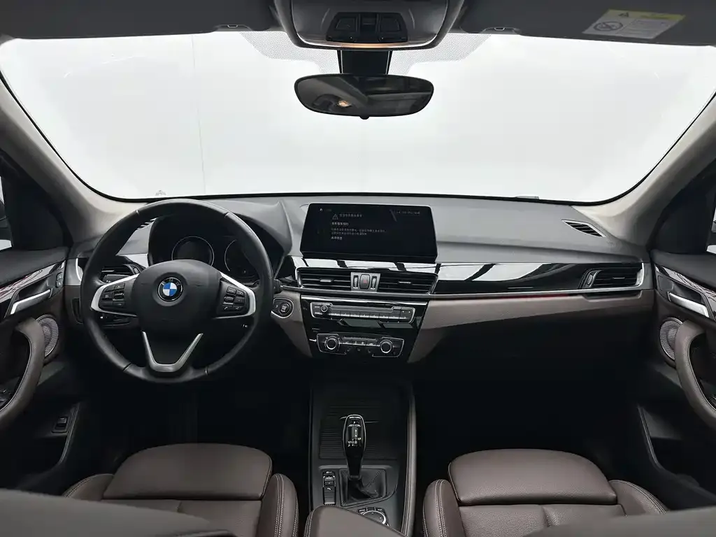 BMW X1 — фото 4