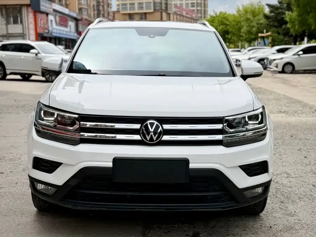 Volkswagen Tharu — фото 2