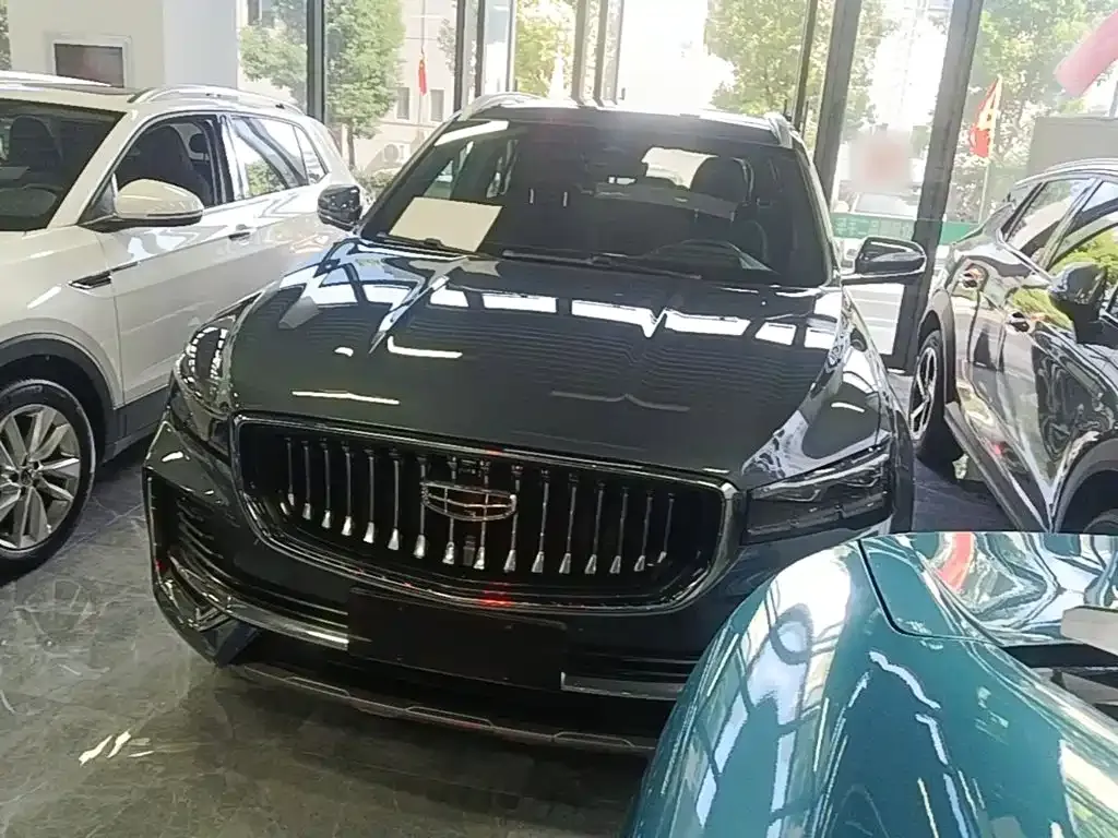 Geely Xingyue L — фото 1