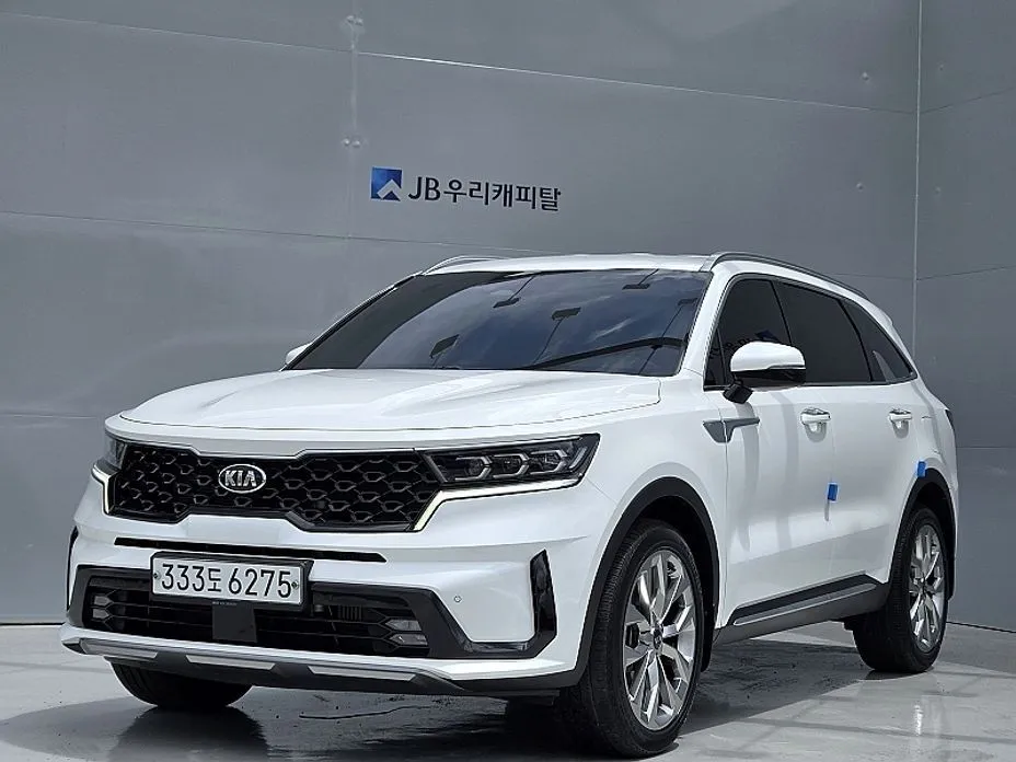 Kia Sorento — фото 1