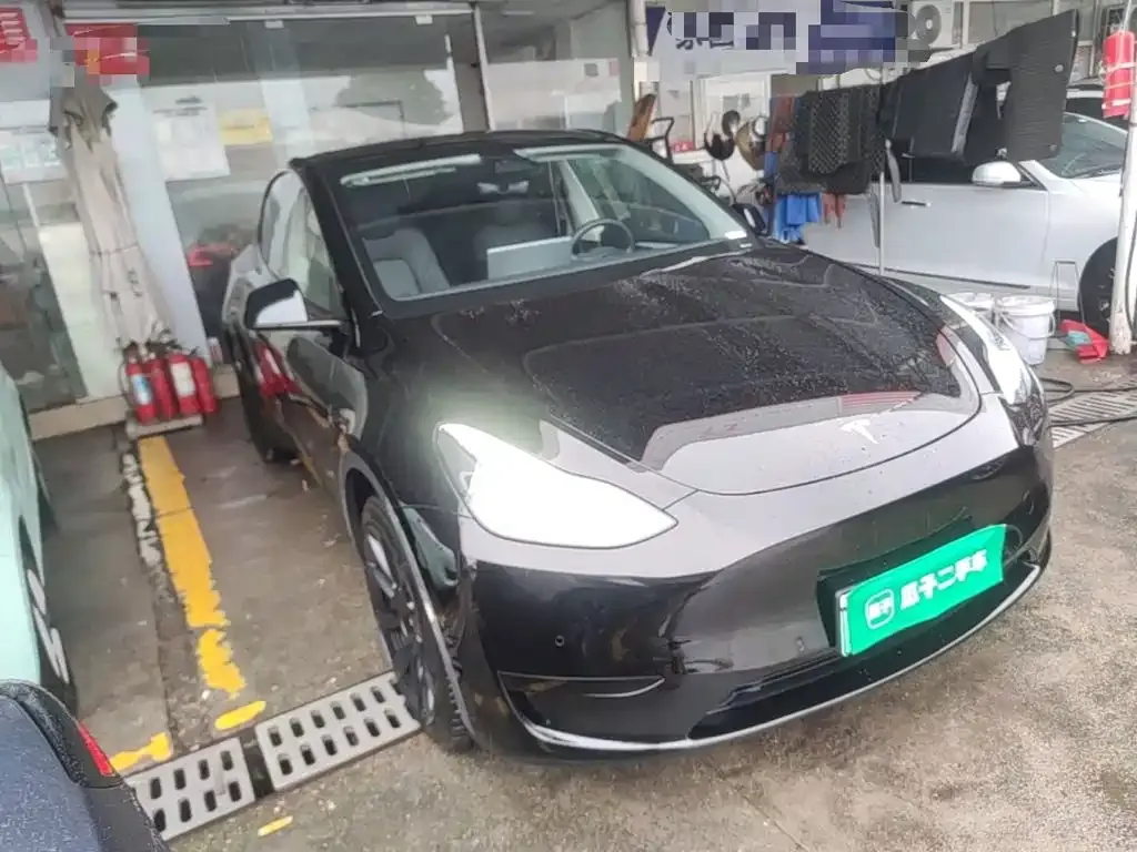 Tesla Model Y — фото 7