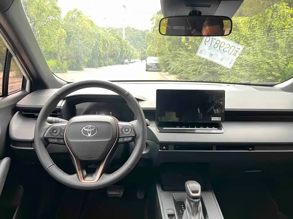 Toyota Corolla Cross — фото 3