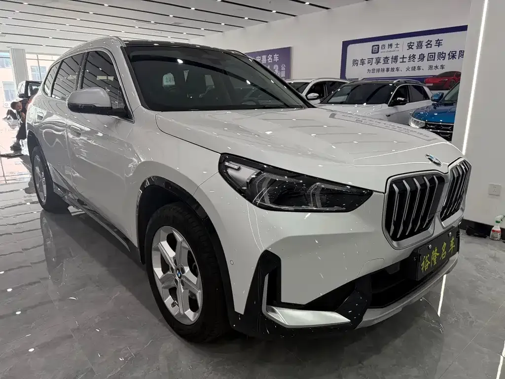 BMW X1 — фото 6