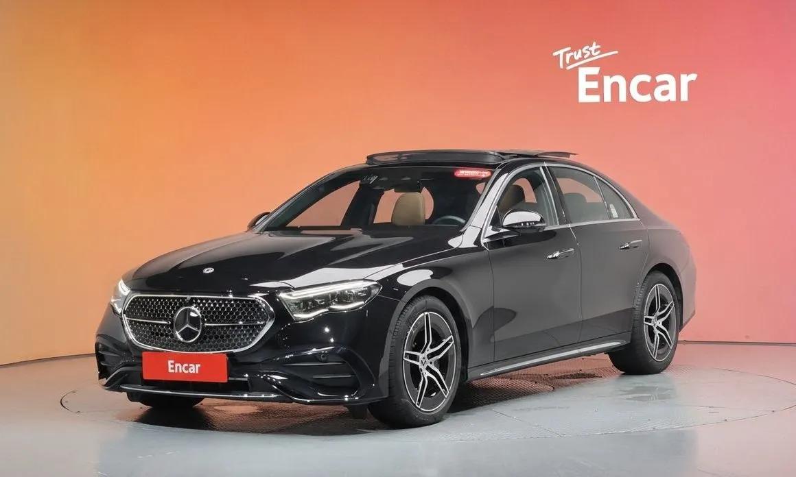 Mercedes-Benz E-Class — фото 1