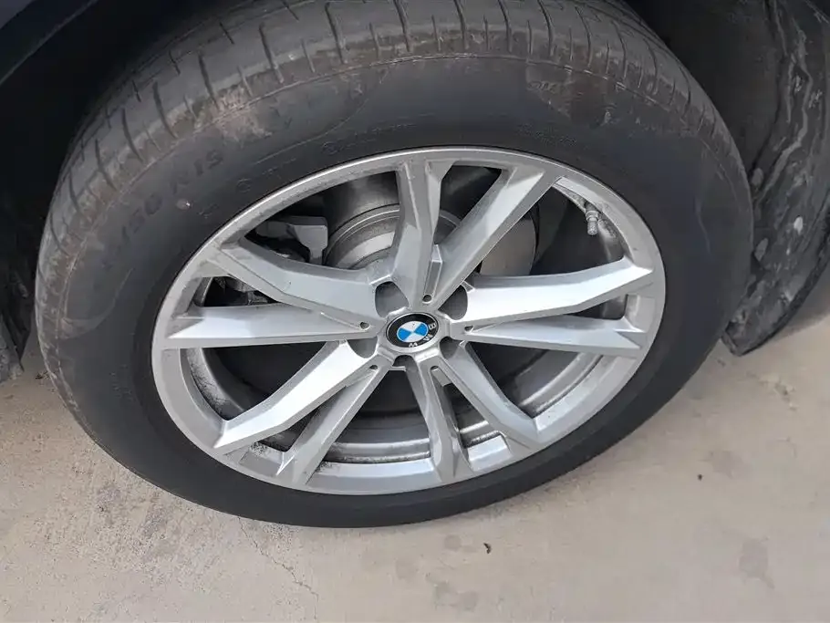 BMW X3 — фото 2