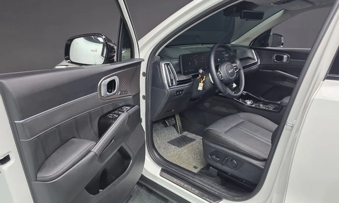Kia Sorento — фото 7