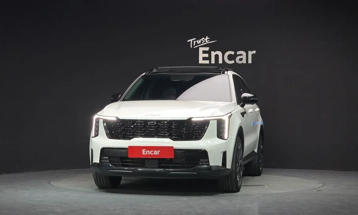 Kia Sorento — фото 10