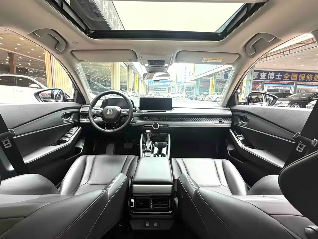 Honda Accord 2024 из CN, фото 3