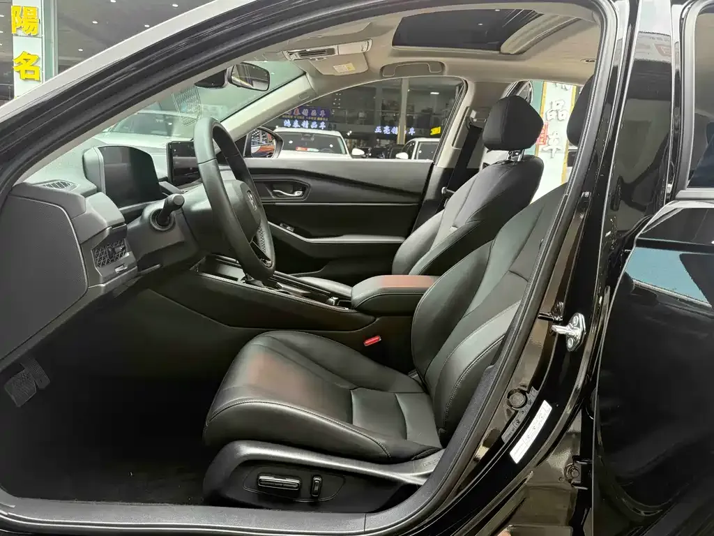 Honda Accord 2024 из CN, фото 2