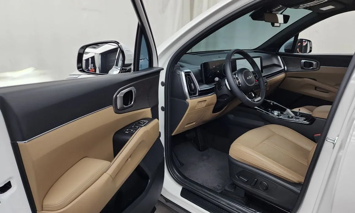 Kia Sorento — фото 9