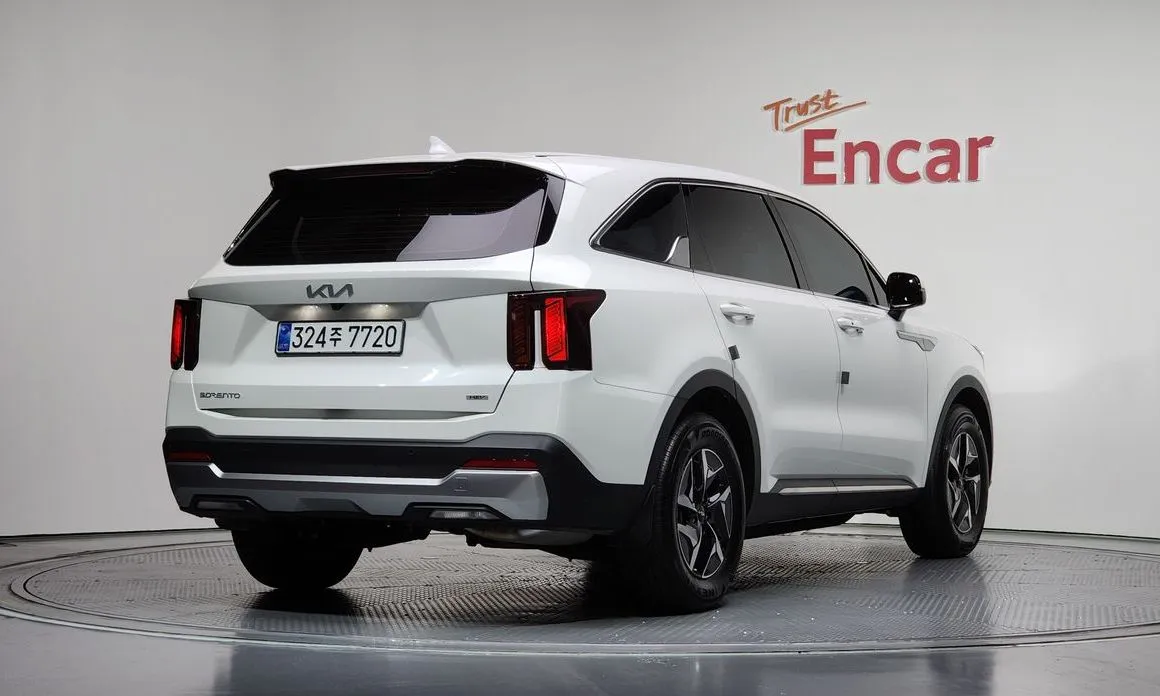 Kia Sorento — фото 4