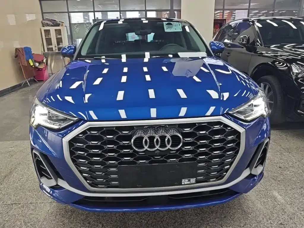 Audi Q3 Sportback — фото 7