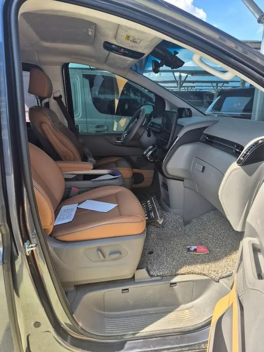 Hyundai Staria — фото 3