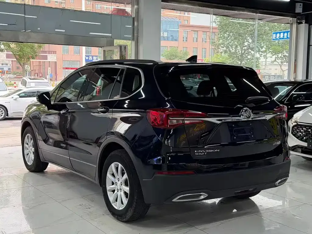 Buick Envision Plus — фото 9