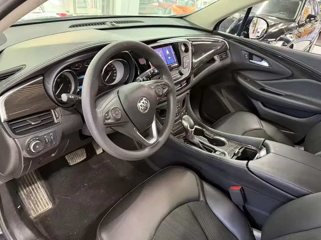 Buick Envision Plus — фото 8