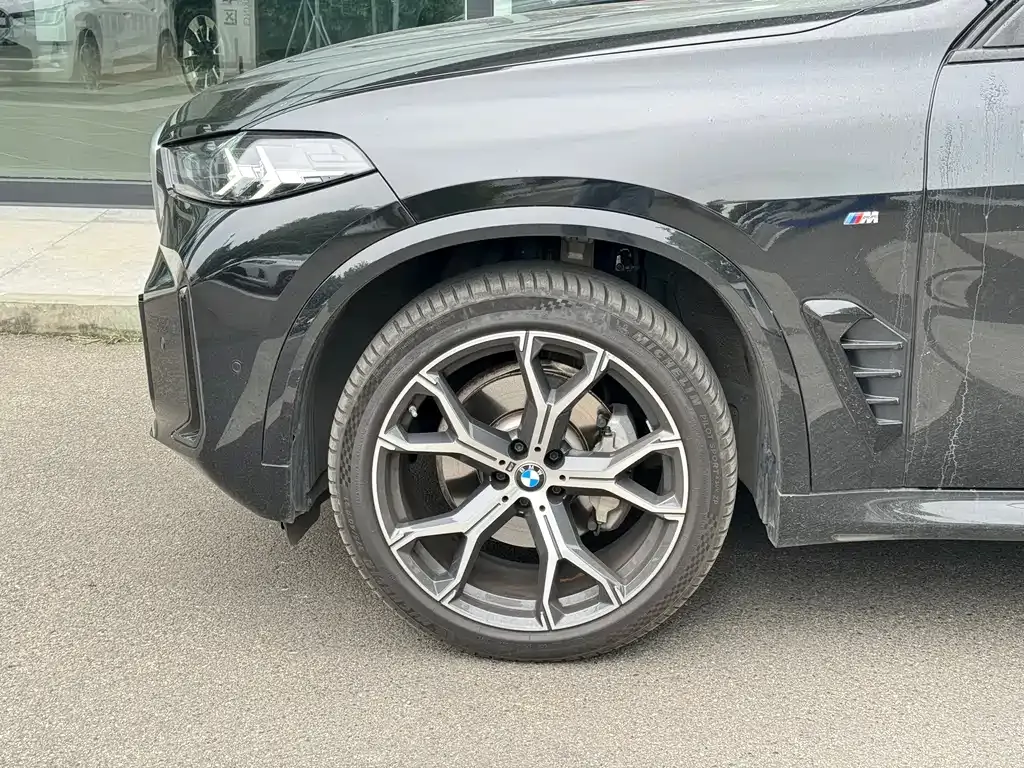 BMW X5 — фото 6