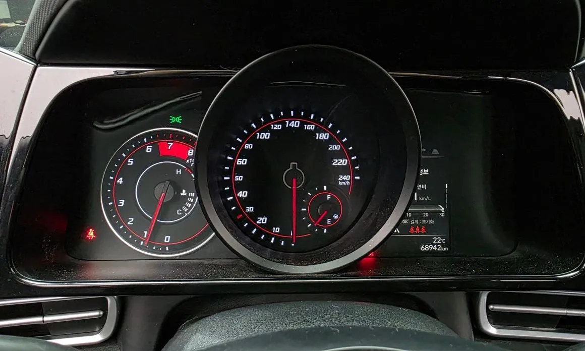 Hyundai AVANTE 2021 из KR, фото 5