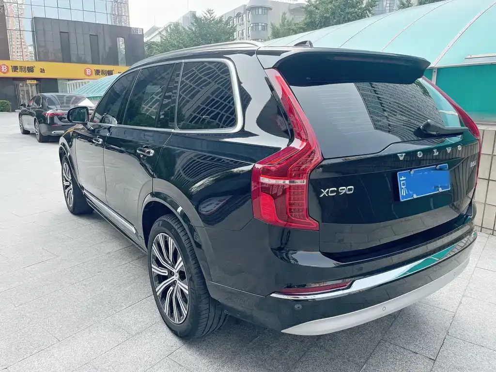 Volvo XC90 2022 из CN, фото 4