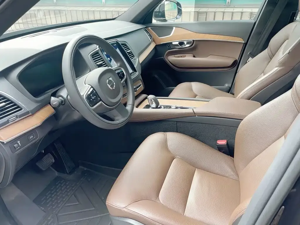 Volvo XC90 2022 из CN, фото 9