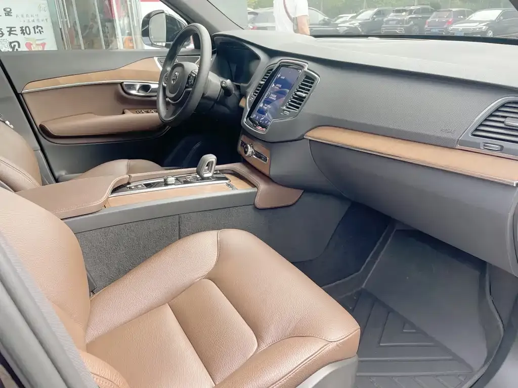 Volvo XC90 2022 из CN, фото 2