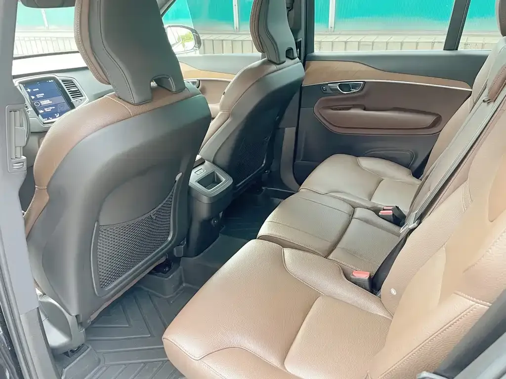 Volvo XC90 2022 из CN, фото 7